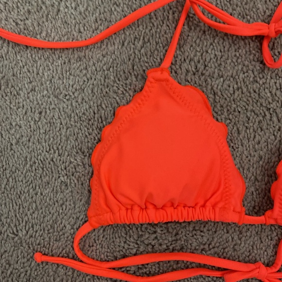 Luli Fama Cosita Buena Wavey Triangle Top And Sassy Cheeks Bottom Size XS - Picture 2 of 11